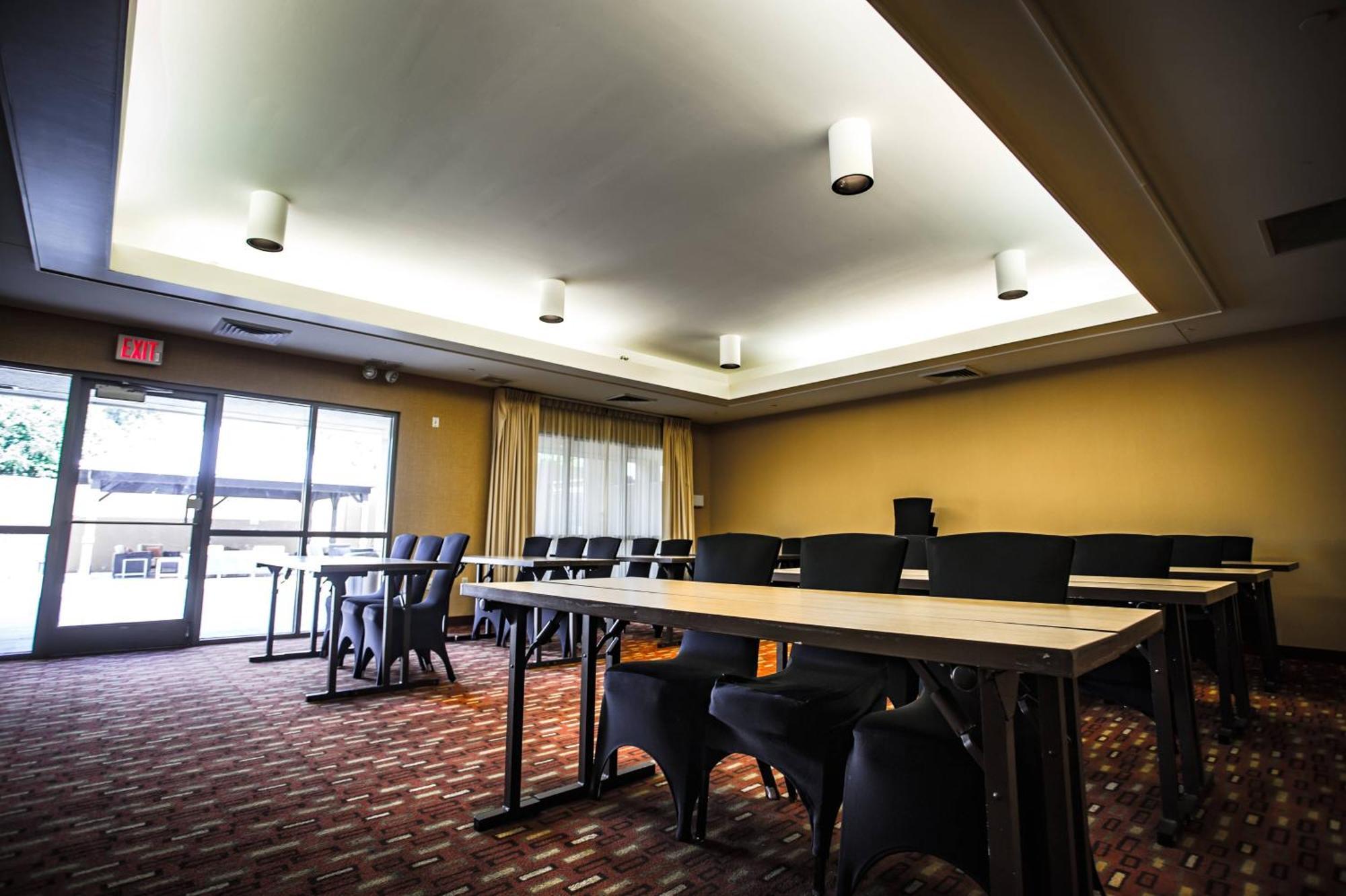 Hotel Courtyard Memphis East/Bill Morris Parkway Extérieur photo